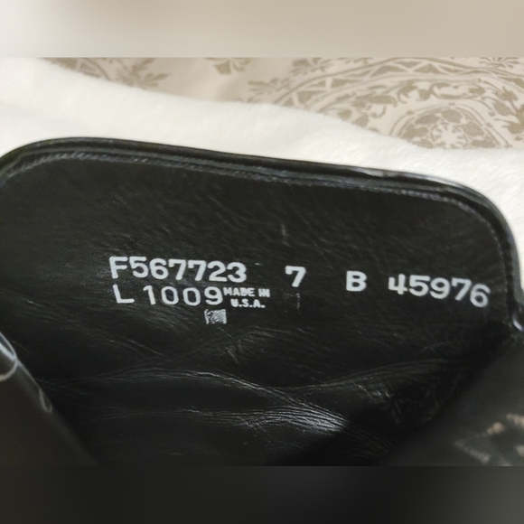 Lucchese Women's Genuine Black Leather Ankle Zip Boots Size 7B - Picture 11 of 15